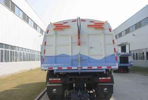 黑龙江东风145扫路车价格与多功能清扫车介绍